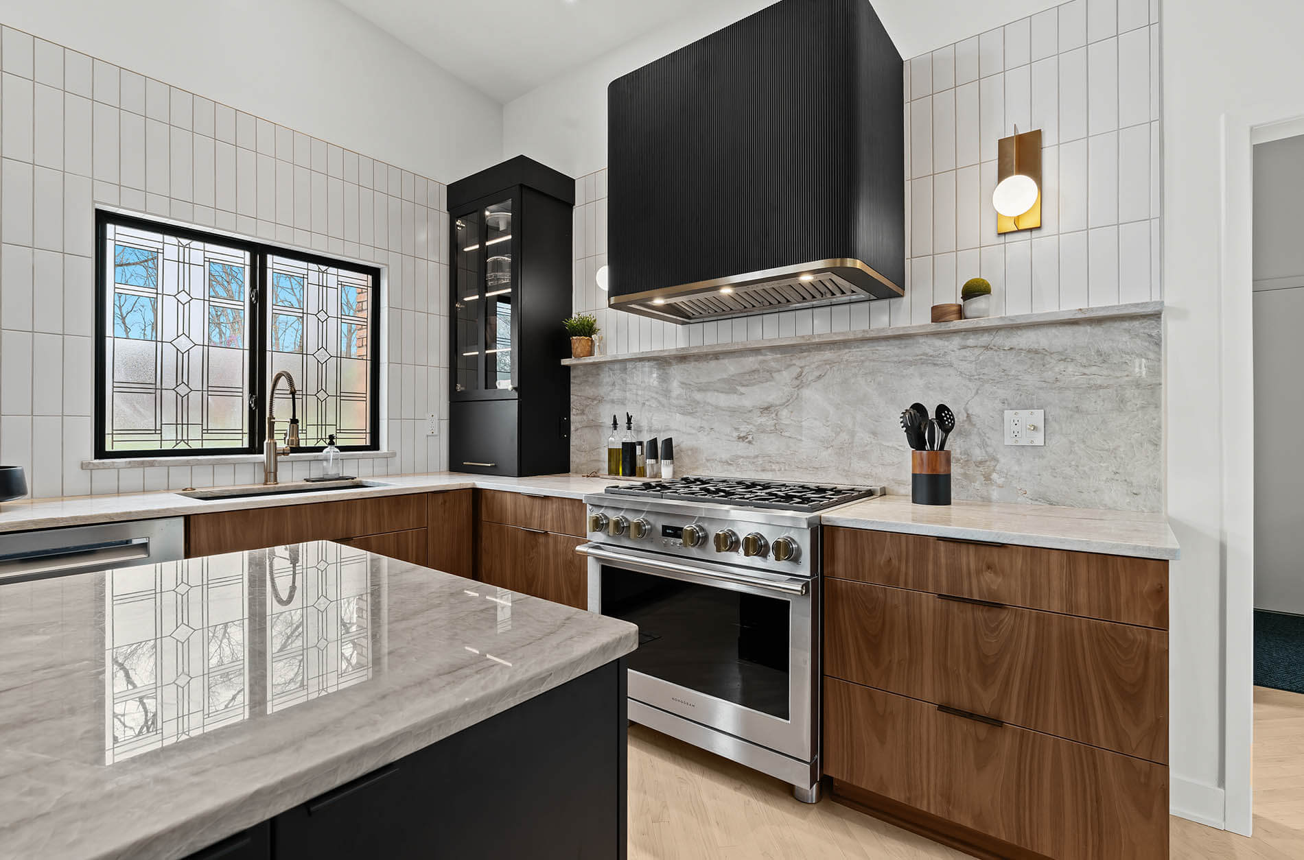 Memorable Mid-Century Makeover